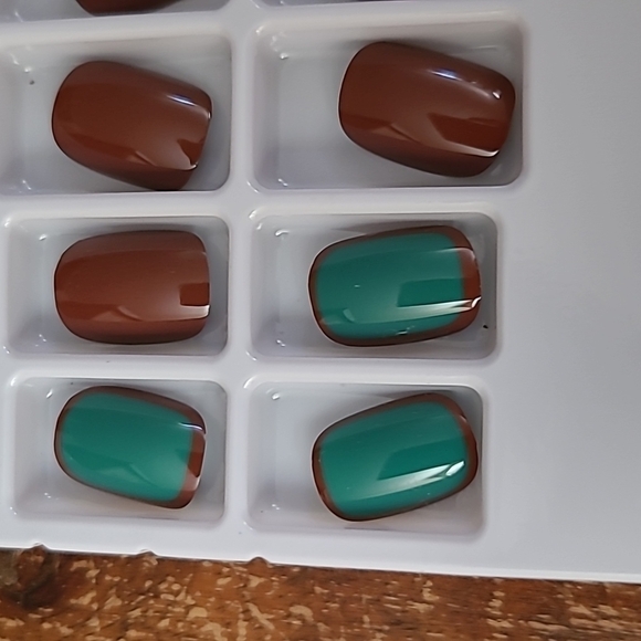 2/$16 Boho Brown Green Press On Nails - Picture 17 of 17